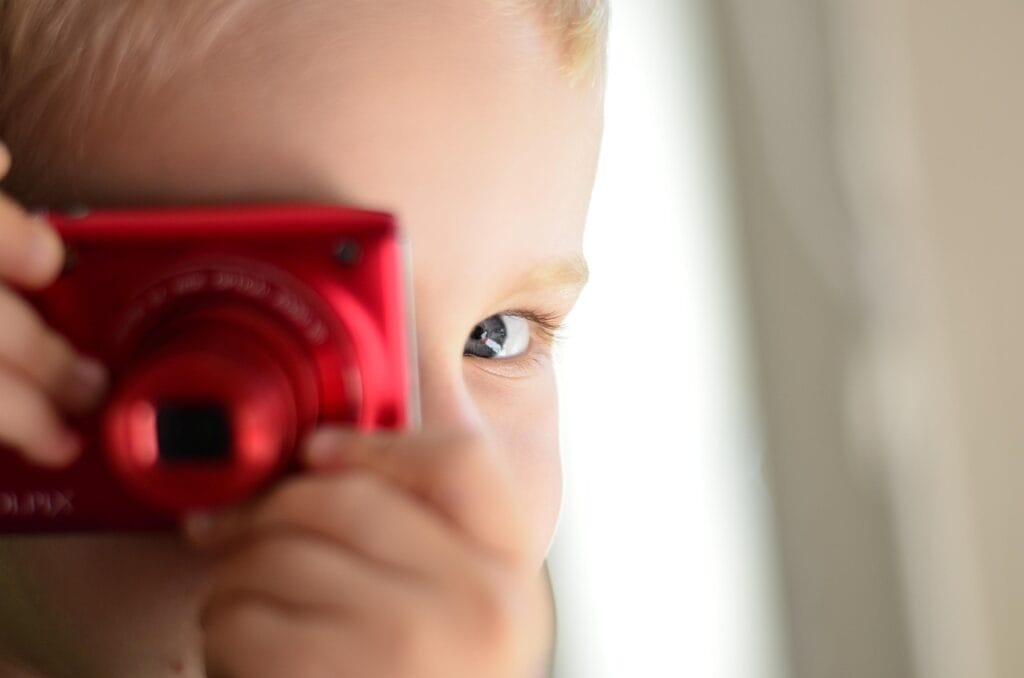 child, camera, photographer, photograph, face, boy, photo, eye, capture, take a photo, portrait, little boy, child, camera, camera, camera, camera, camera, photographer, photographer, photo, photo, photo, eye