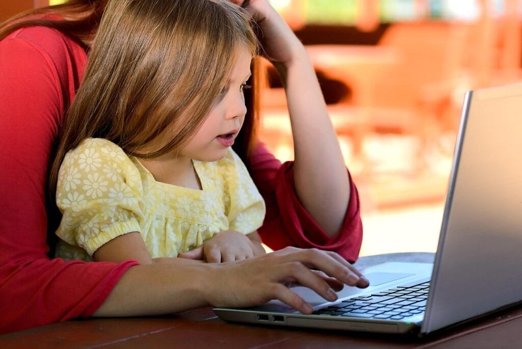 child, girl, young, caucasian, childhood, daughter, computer, learning, parent, mother, family, computer, computer, computer, learning, learning, learning, parent, mother, mother, family, family, family, family, family